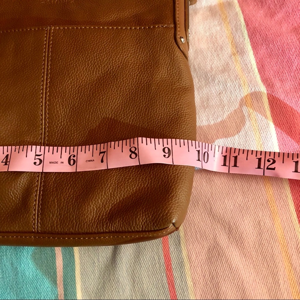 Light brown leather crossbody EUC - Picture 6 of 8